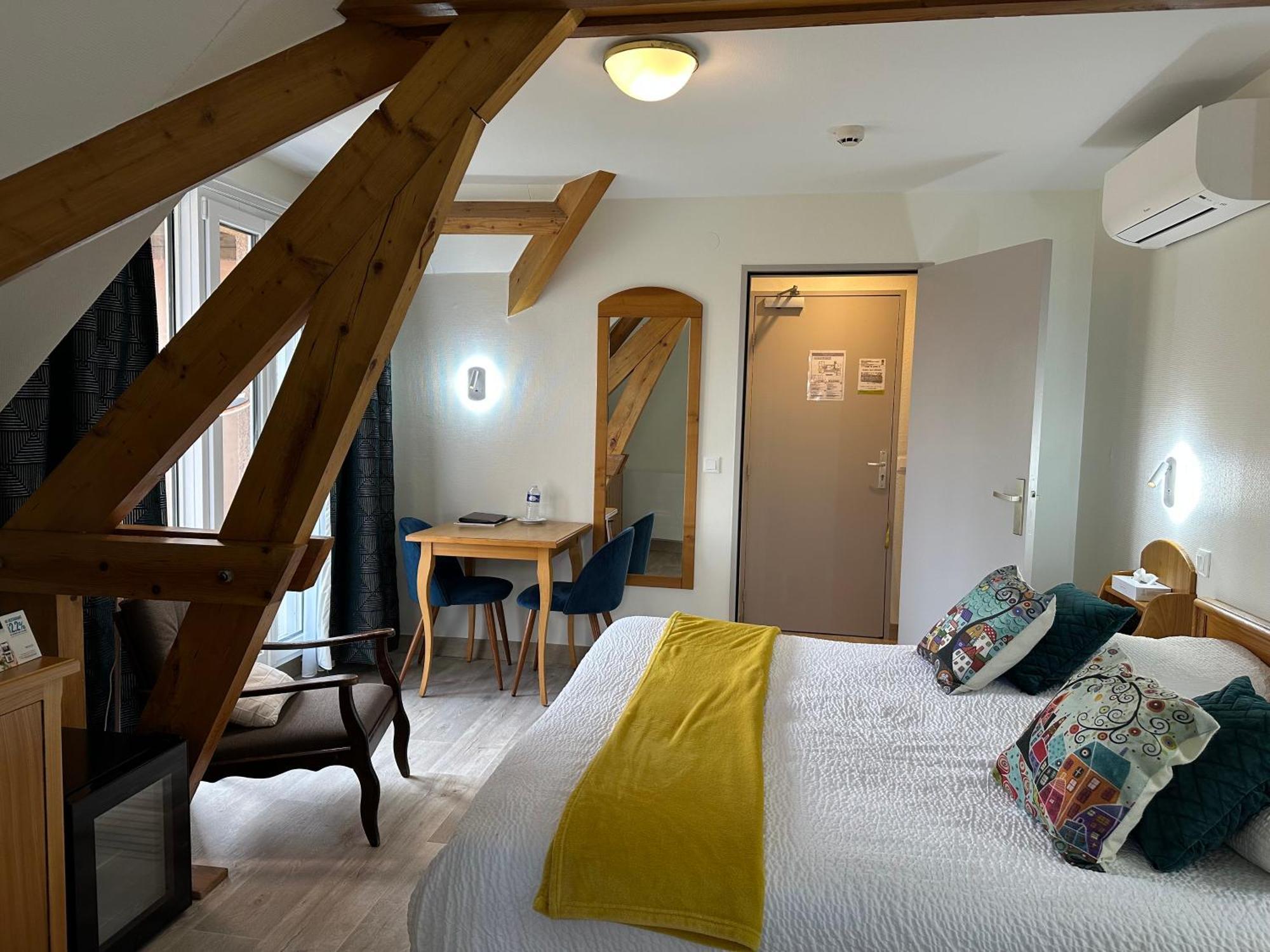 Logis Hotel Notre-Dame - Restaurant Ouvert Midi Et Soir Sauf Dimanche Soir Danne-et-Quatre-Vents 외부 사진
